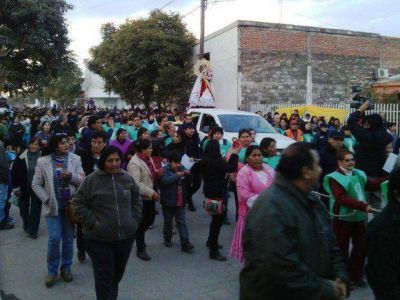 Llega la Virgen de Urcupi�a