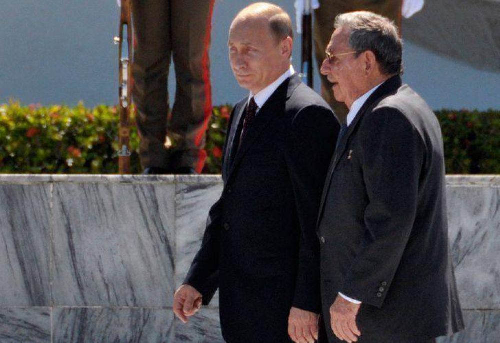 Cristina busca equilibrar con Putin y China los golpes del frente externo