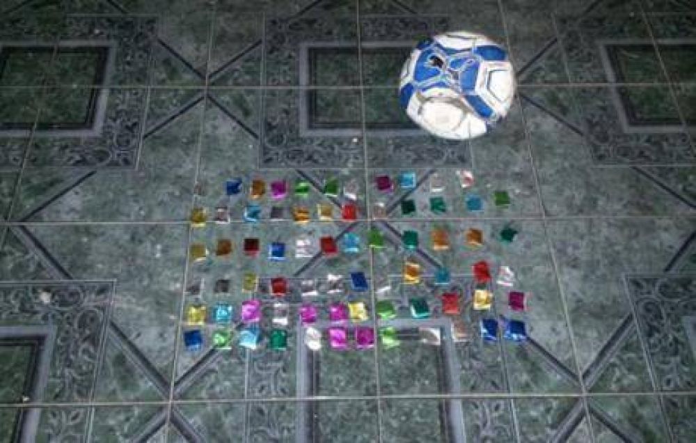 Secuestraron coca�na escondida en una pelota de f�tbol