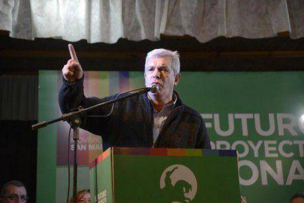 Dom�nguez junt� importante �tropa� en la 4ta secci�n electoral