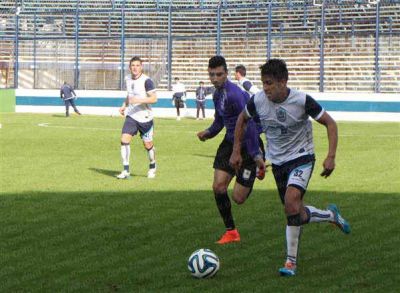 Gimnasia : por culpa de un brasile�o