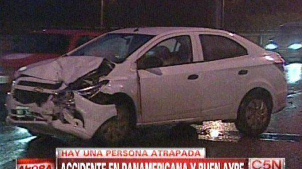M�ltiple choque en Panamericana: un conductor dio 2.25 el test de alcoholemia