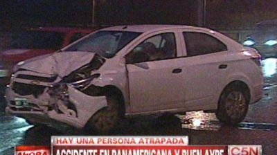 M�ltiple choque en Panamericana: un conductor dio 2.25 el test de alcoholemia