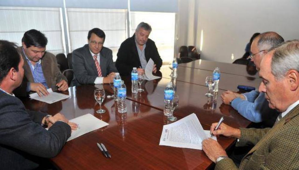 Dos mil becas de capacitaci�n para j�venes