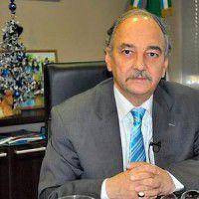 Bacileff quiere m�dicos extranjeros para atender en El Impenetrable