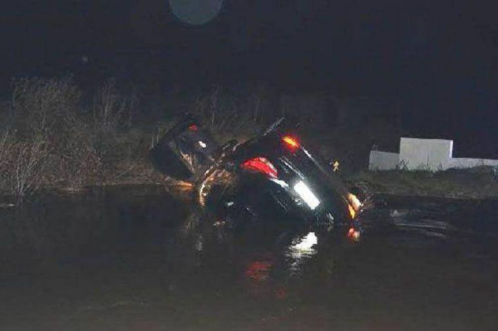 Falleci� un uruguayo al volcar su auto en la ruta internacional 136