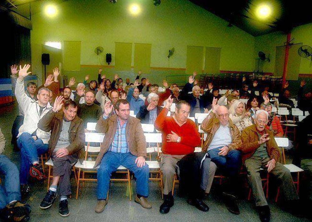 Asamble�stas de CORPICO aprobaron la subdivisi�n y venta de terrenos