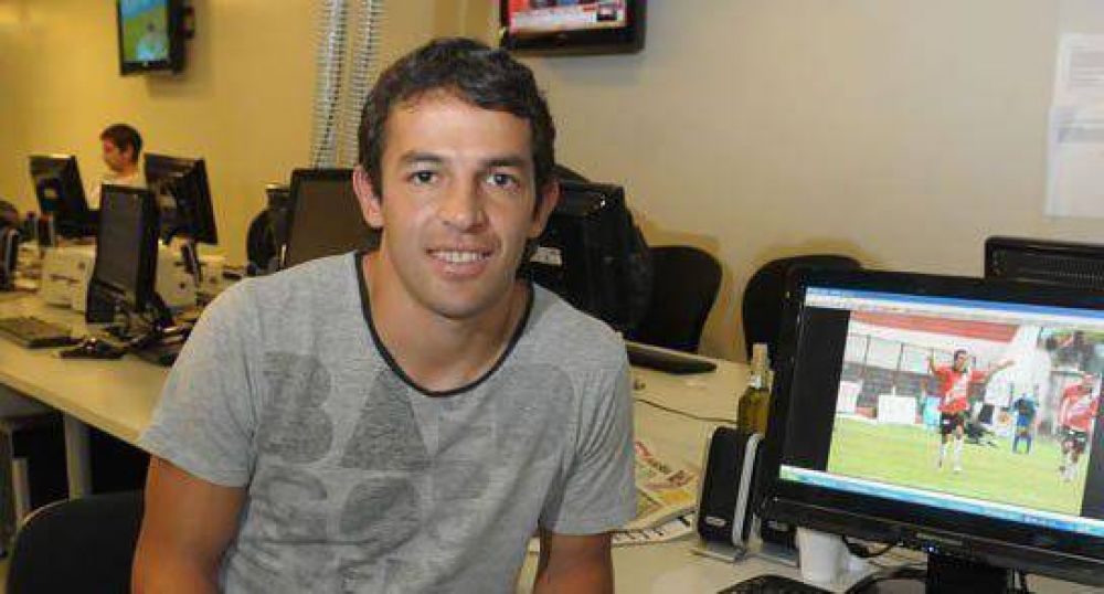 Uni�n sum� a Lucas Gamba y Franco Soldano