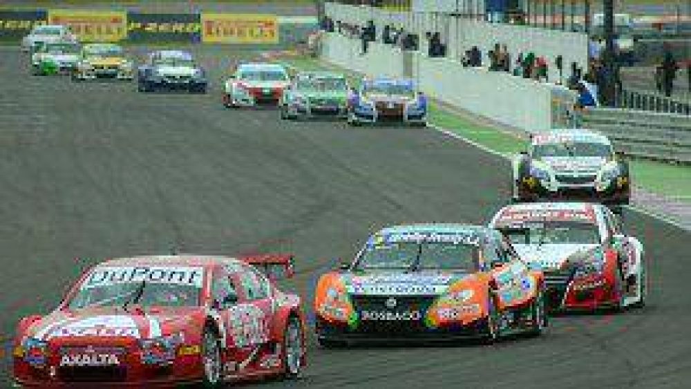 Top Race: Una goma lo dej� con las manos vac�as