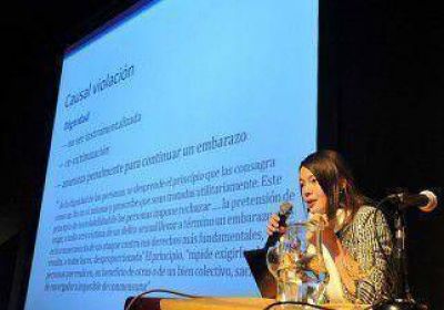 Hospitales realizan abortos pese a la falta de protocolo 