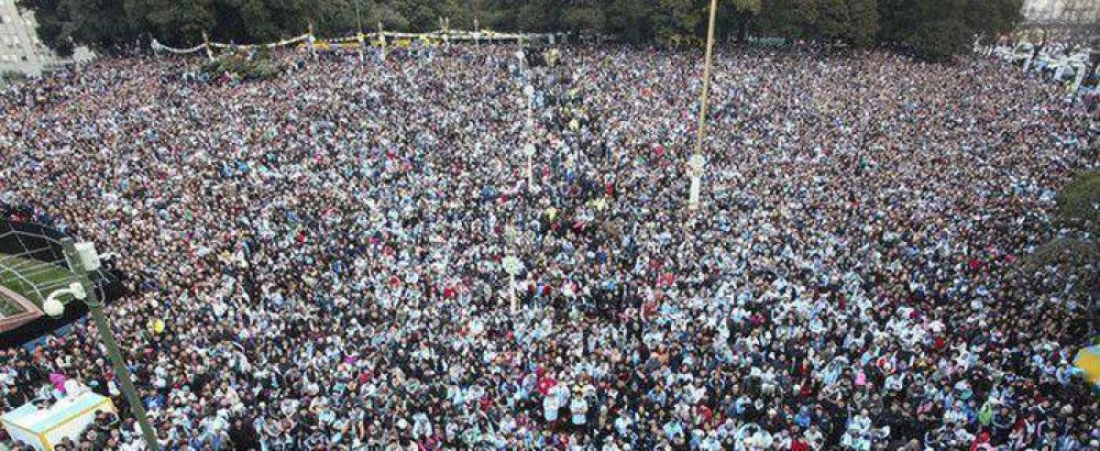 Ms de 100.000 personas presenciaron la final del Mundial en las pantallas gigantes de la Ciudad