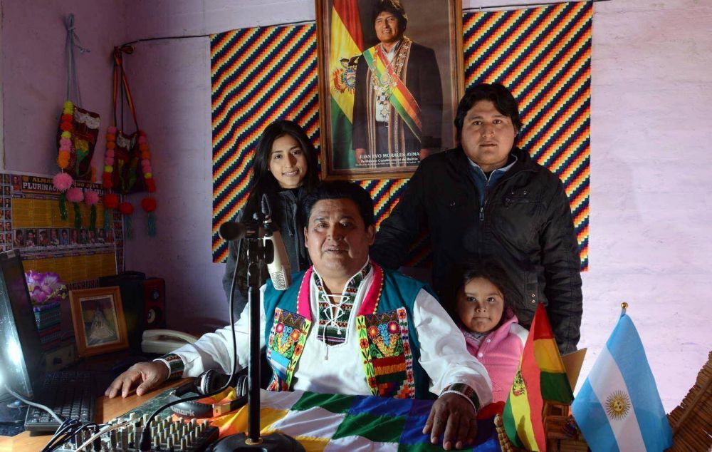 Una radio para difundir la cultura boliviana y el quechua