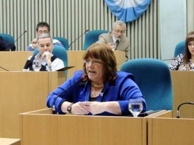 Santa Cruz adhiri� a la Ley Nacional �Plan Integral de Abordaje de Consumos problem�ticos�