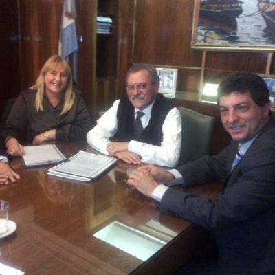 Griselda Herrera se reuni� con el Secretario de Hacienda de Naci�n Juan Carlos Pezoa