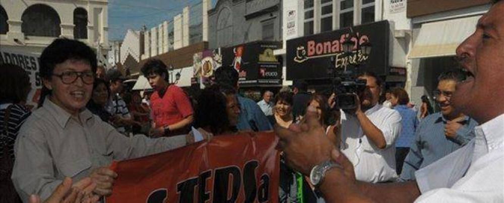 Docentes anunciar�n m�s medidas de fuerza