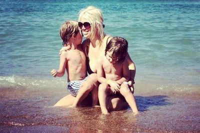 Las id�licas vacaciones en familia de Wanda Nara, en Grecia