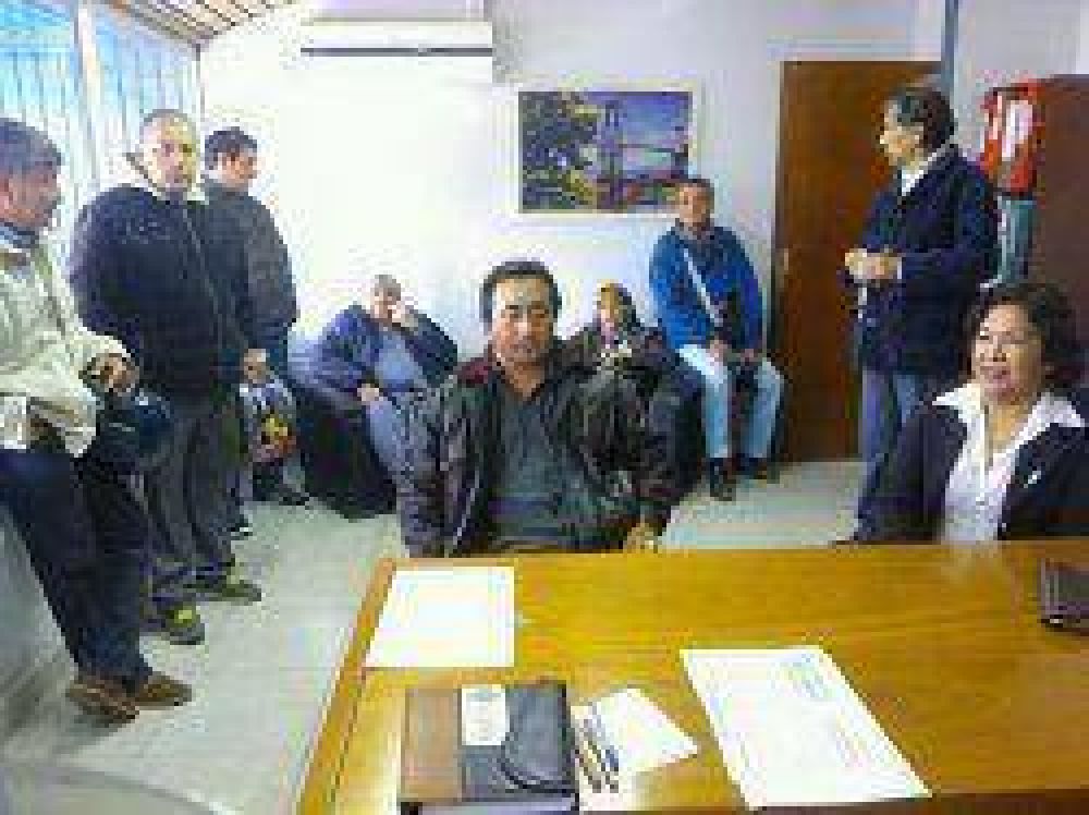 Municipales suplican que se reduzca el inter�s en la Caja