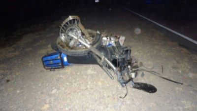 Choque frontal causa muerte a motociclista