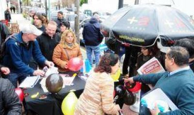 El massismo insiste: Juntan firmas contra la reforma del C�digo Penal en Pacheco