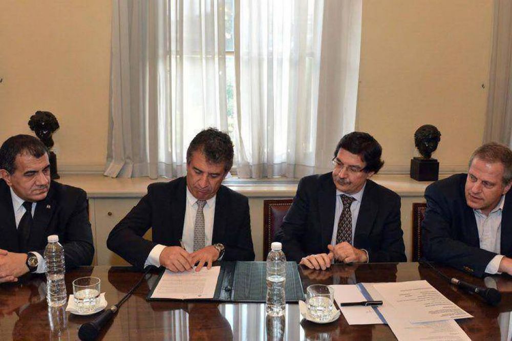 Construir�n en Entre R�os otros 40 playones deportivos y jardines de infantes