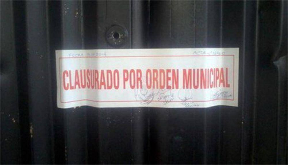 Denuncian agresi�n a inspectoras comunales durante operativos de clausura