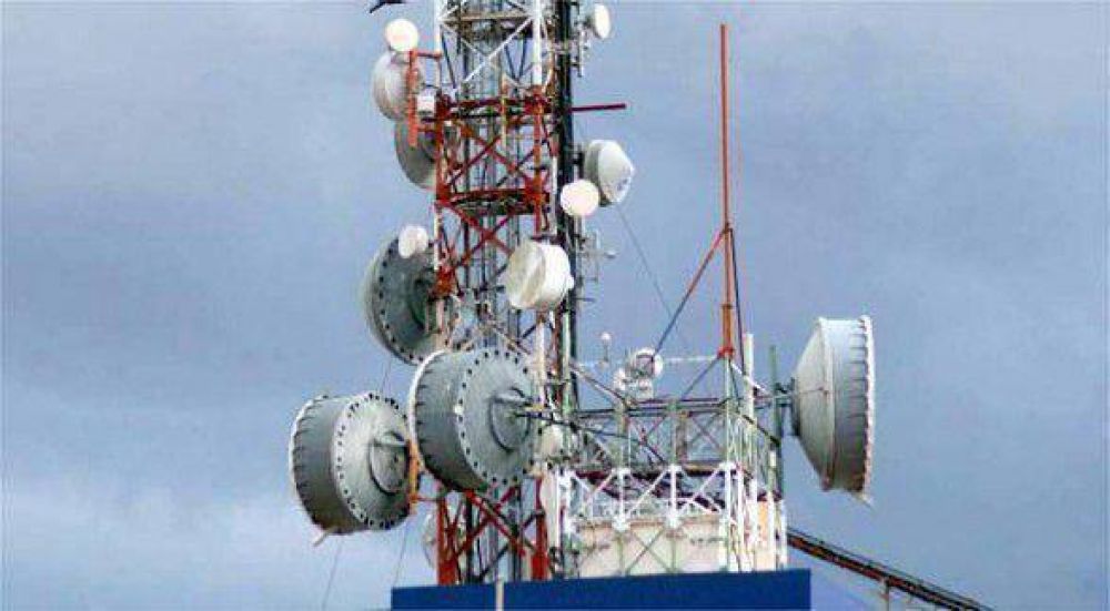 Telecomunicaciones: piden que el sea el HCD quien decida d�nde se colocan las antenas