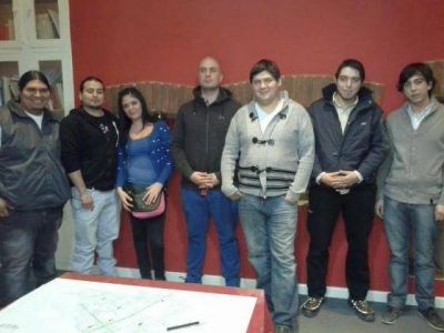 Asumi� la Comisi�n Directiva de la Juventud Radical Santa Cruz