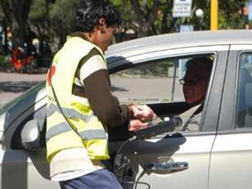 NO RIGE A�N EL AUMENTO DEL ESTACIONAMIENTO MEDIDO
