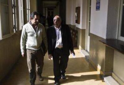 Barros declar� que su compa�era de lista trat� de asesinarlo