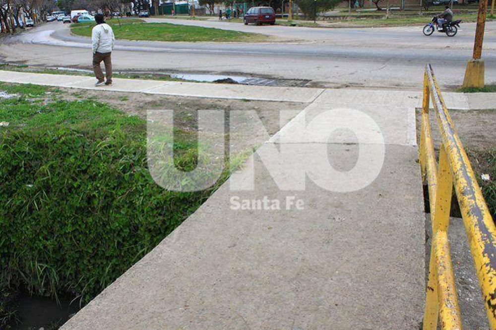Vecinos y municipio mejoran las obras en barrio Villa del Parque