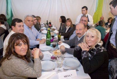 Inza acompa�� a los trabajadores de Luz y Fuerza en su d�a