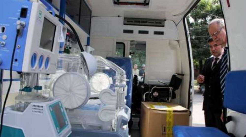 El gobierno nacional entreg al Chaco dos modernas ambulancias