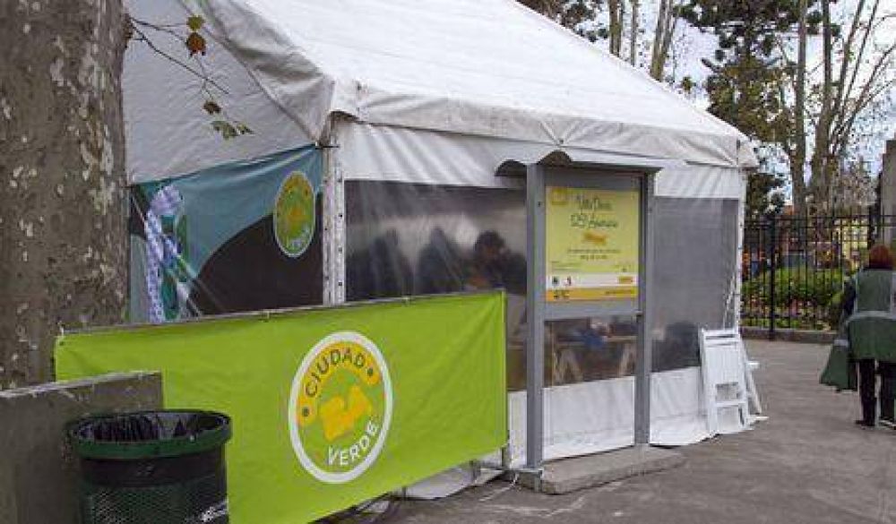 Villa Devoto realiz� la feria Vuelta Verde