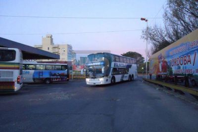 No habr� paro de transporte de larga distancia