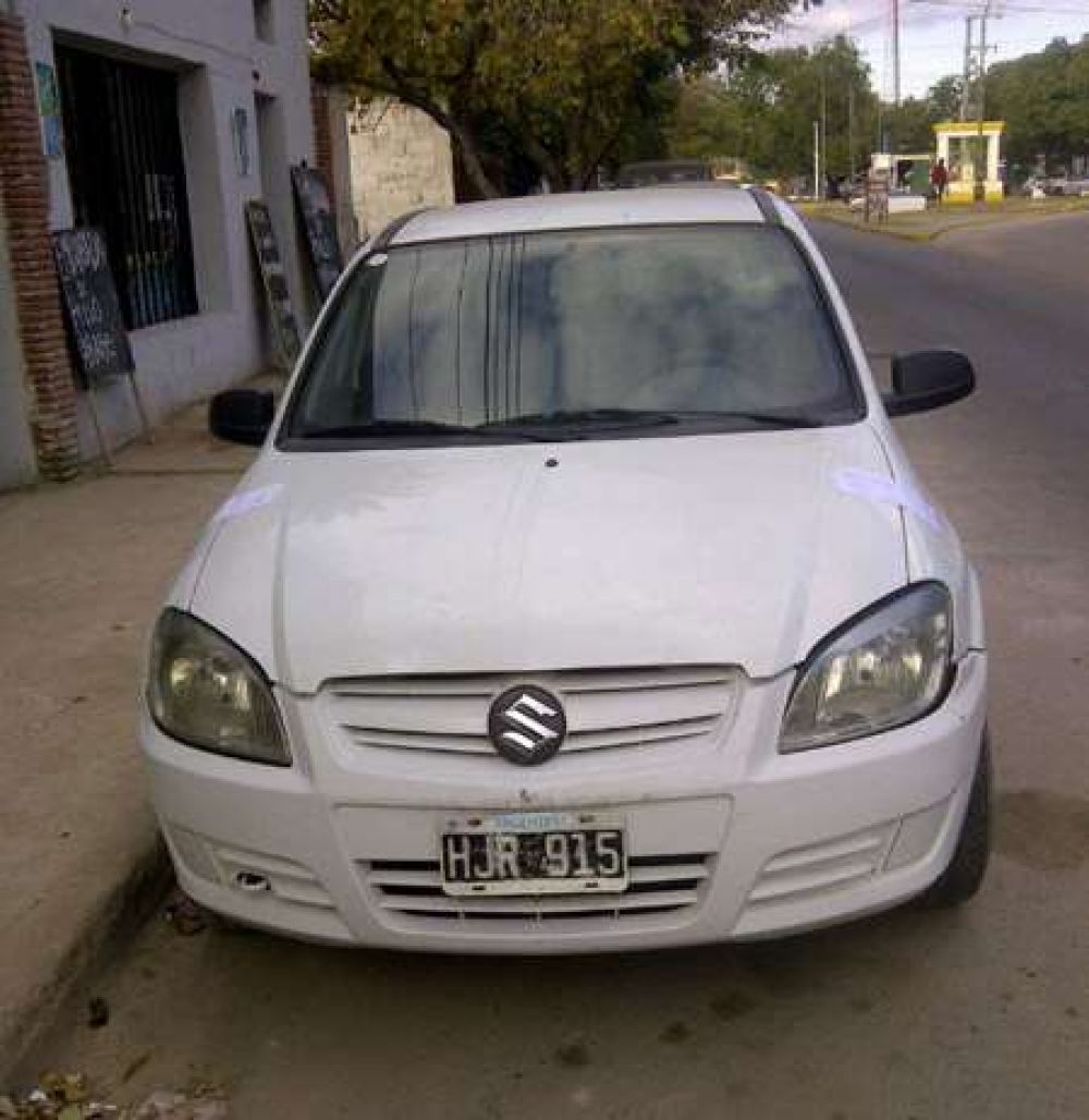 Secuestran en La Rioja auto robado en Mendoza
