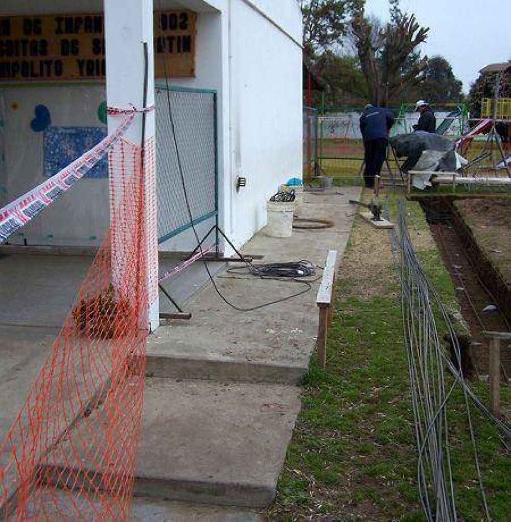 Inicio de Obras en el Jard�n 902