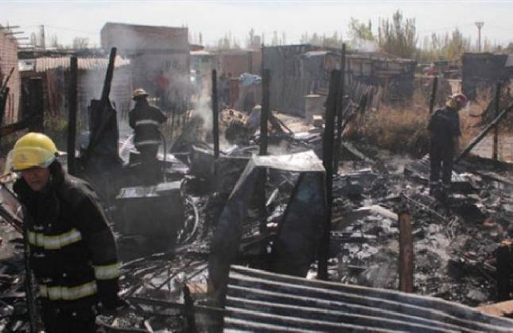 Zapala: Muere calcinado en un incendio