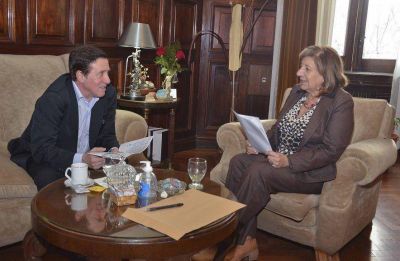 Lan�s: Dar�o D�az P�rez se reuni� con Mar�a del Carmen Falvo