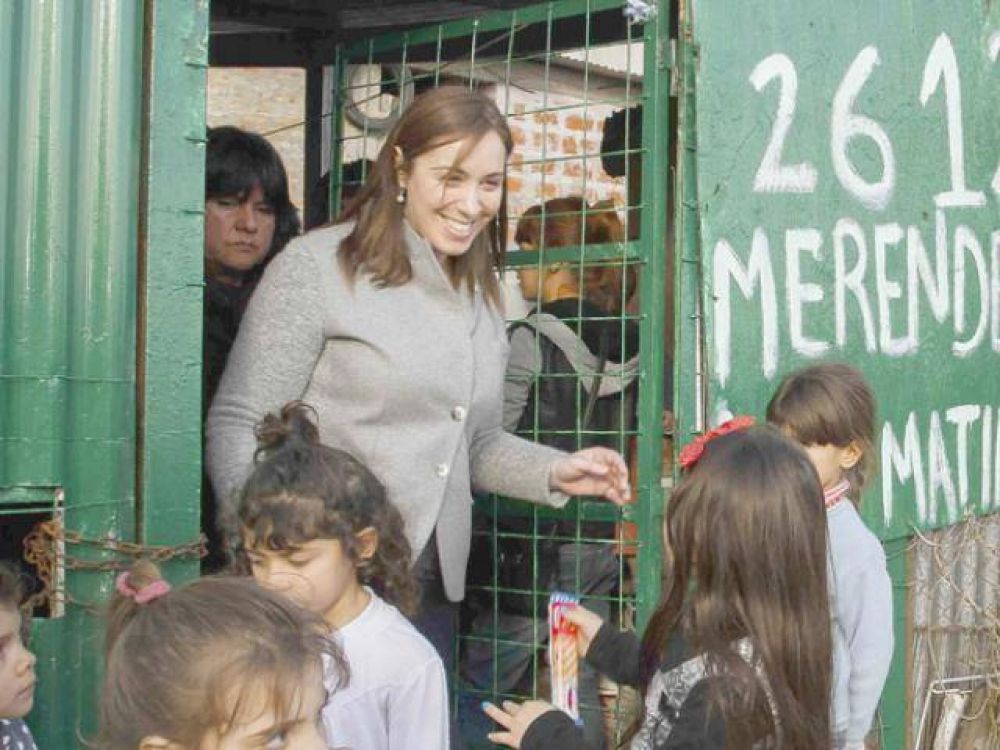 Vidal, con vecinos en Avellaneda