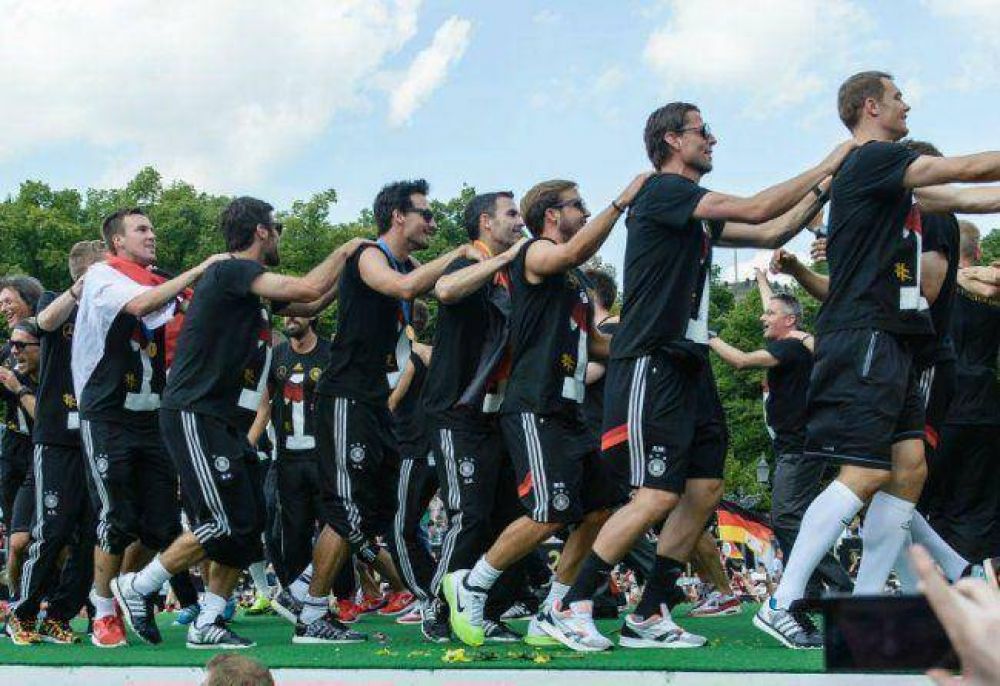 La cargada de los alemanes a los argentinos tras la Copa del Mundo