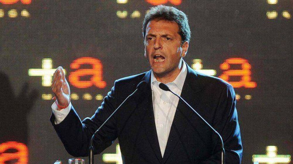Massa, sobre la violencia en el Obelisco: 