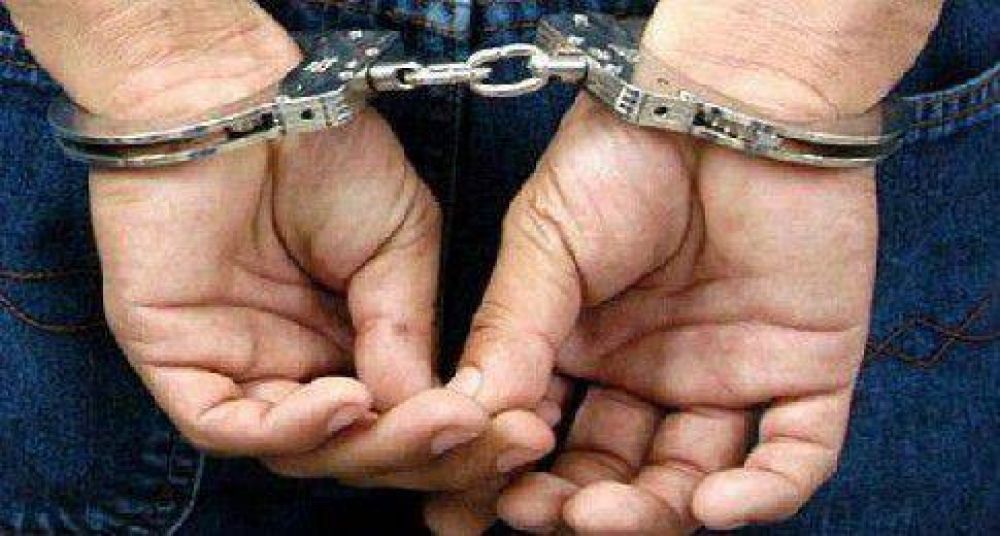 Joven ingres� a robar en una casa y lo detuvo un familiar de la due�a