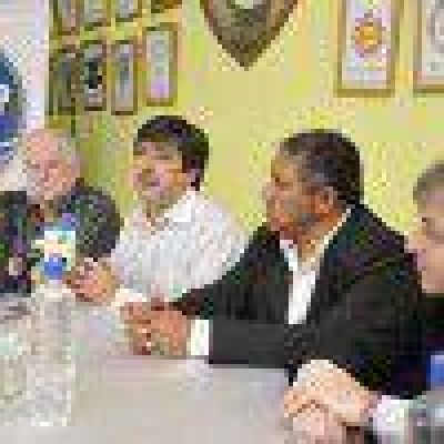 El seleccionado Sub 20 juega en For Ever