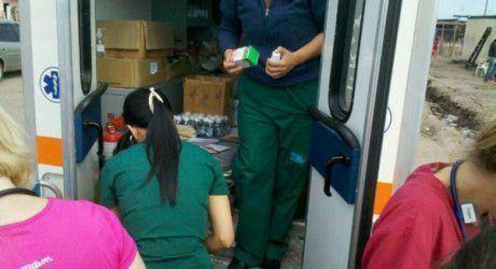 Destacan eficiente provisi�n de medicamentos a los evacuados