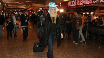 Finalmente detuvieron a Roc�o Oliva en el aeropuerto de Ezeiza