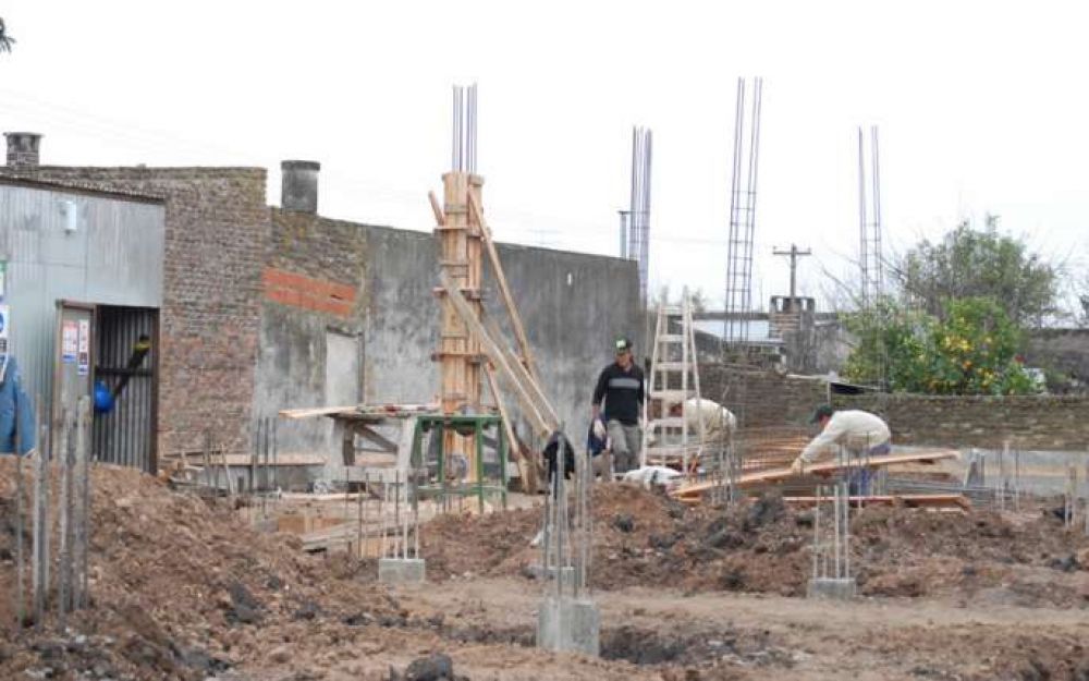Comenz� a levantarse el segundo hogar de tr�nsito
