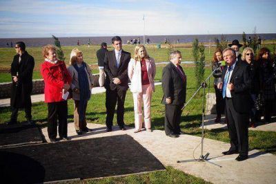 Vicente L�pez tiene su memorial en homenaje a las v�ctimas de la AMIA