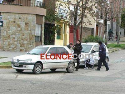 Un cami�n se habr�a quedado sin frenos e impact� a tres autom�viles
