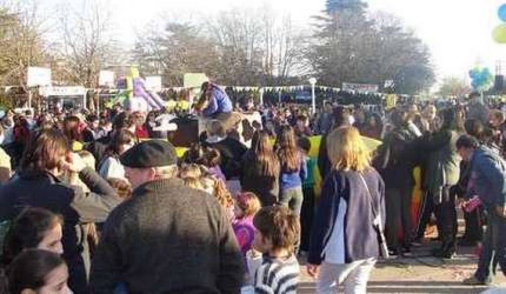 Vacaciones: se anunciaron actividades deportivas y culturales