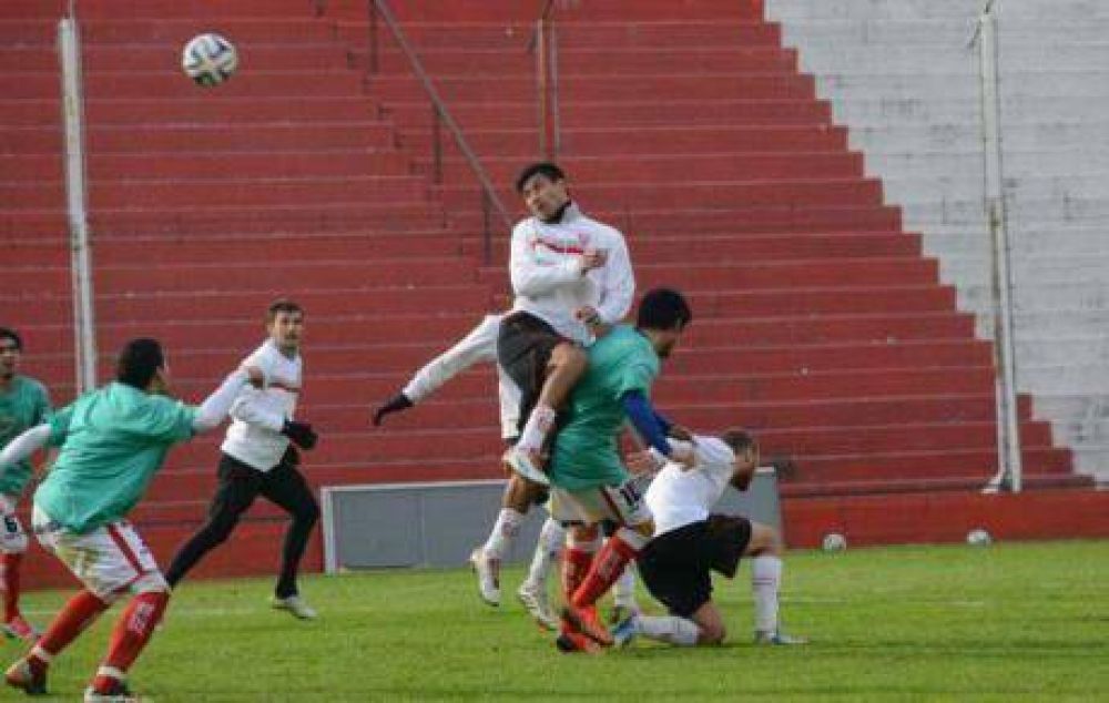 Instituto gan� en su primer ensayo de pretemporada